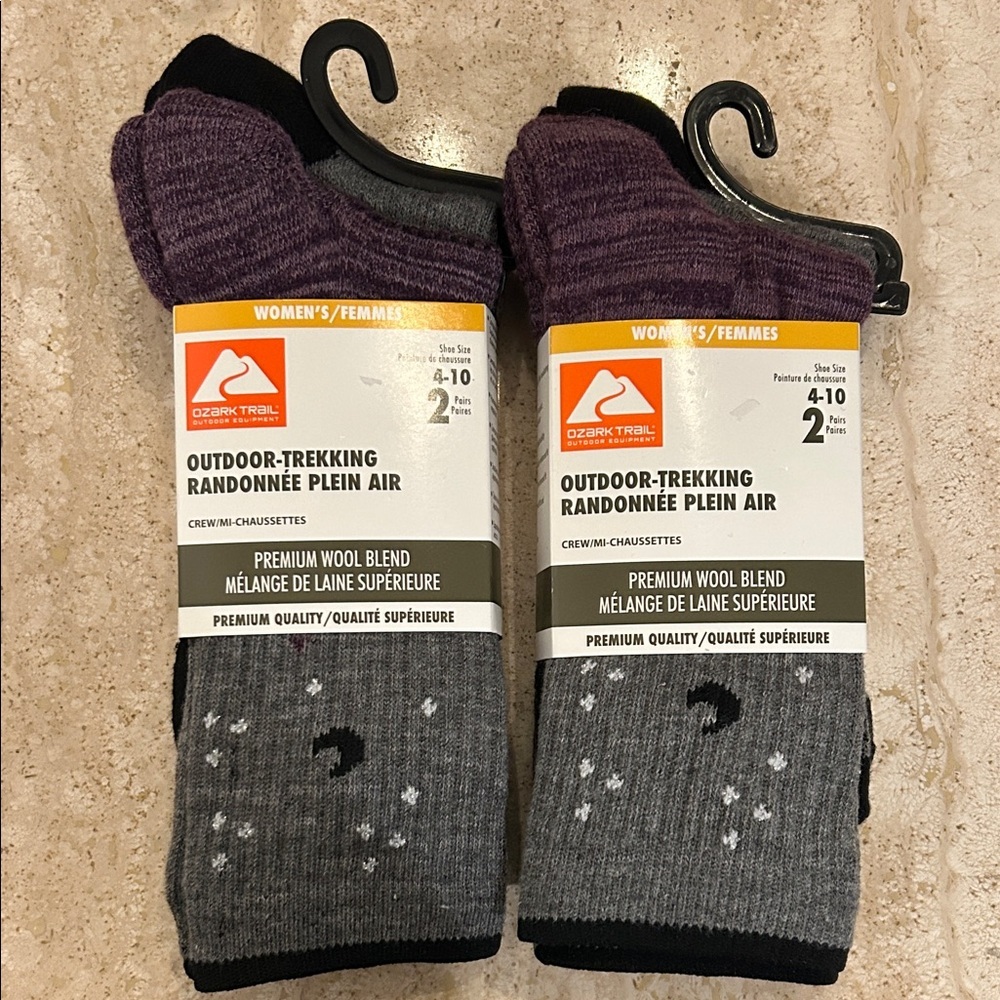 NEW 🆕 4 pairs Ozark Trail Women’s Black and Purple Trekking Socks size 4-10